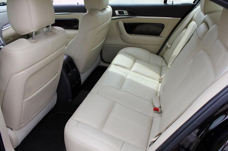  Lincoln MKS EcoBoost 2013 года  (фото 10 из 42)